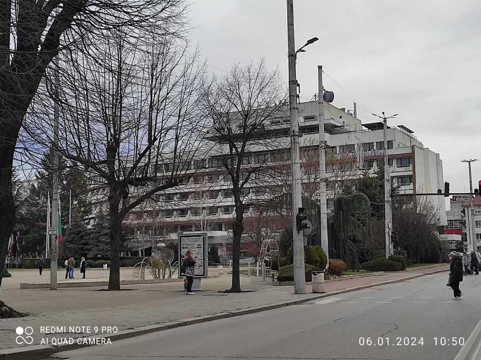 Хотел Казанлък Exterior photo